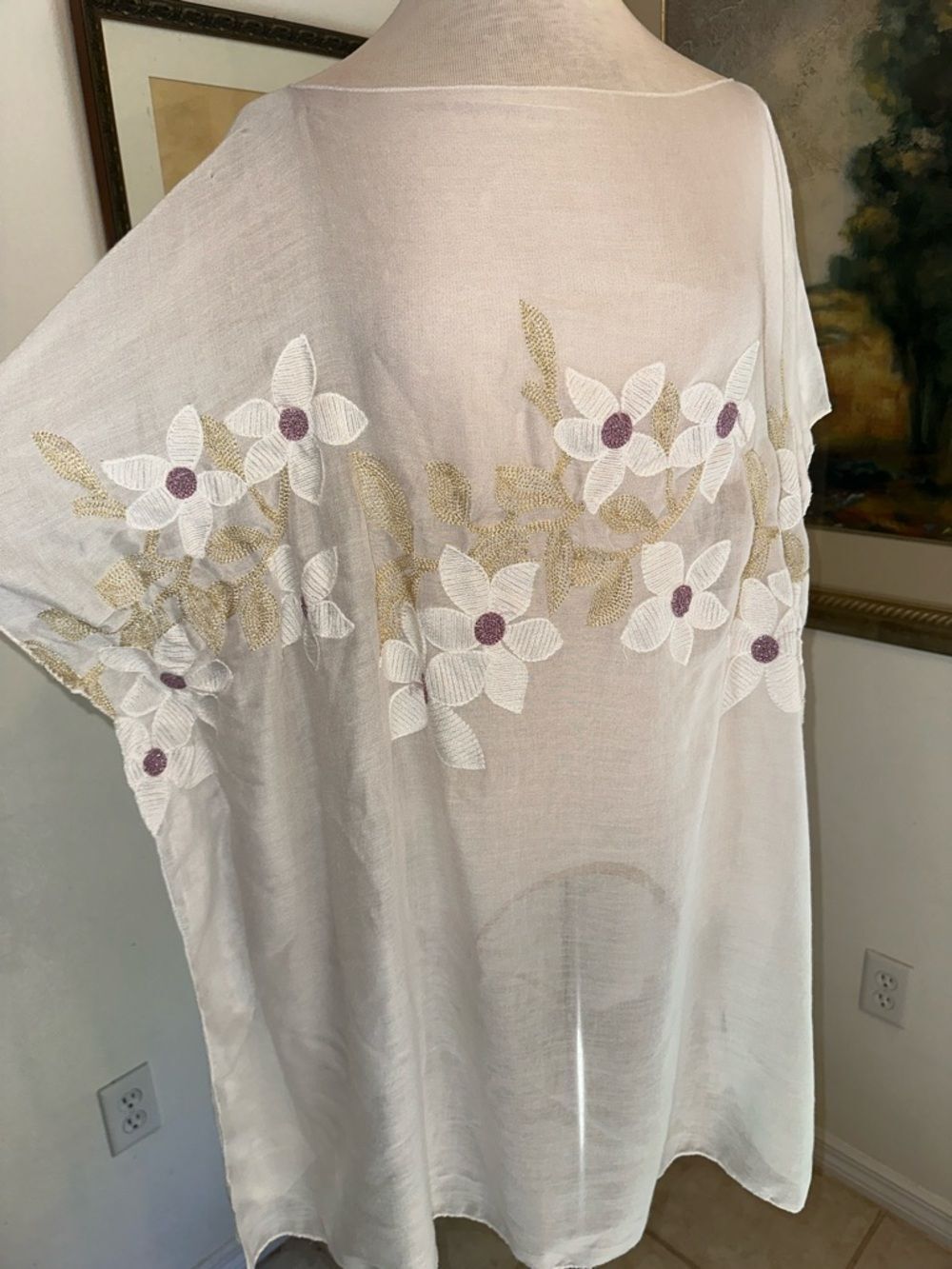 LVS COLLECTIONS Sheer Floral Embroidered Kimono Cover-Up Cream/White O/S - Picture 6 of 11